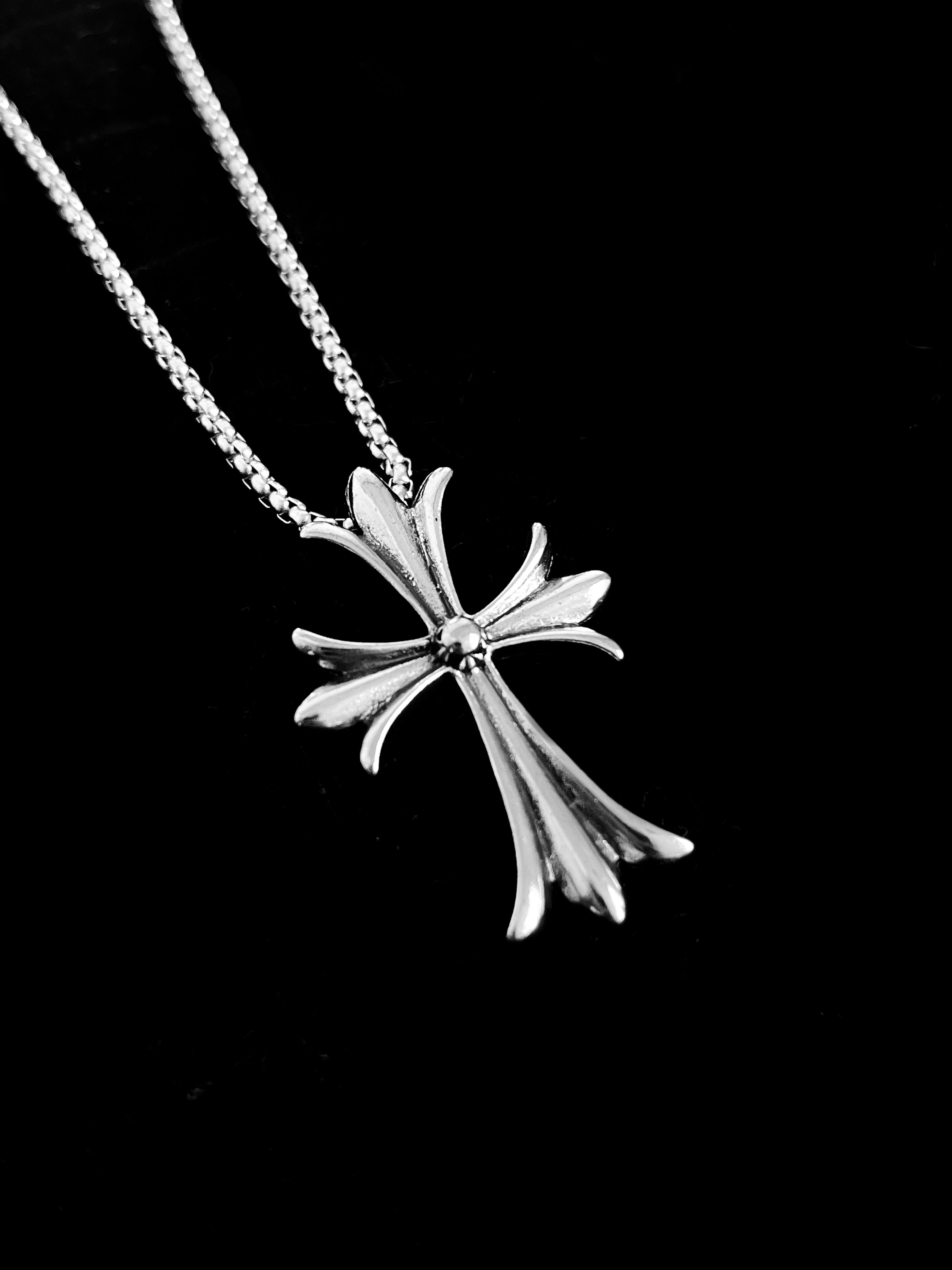 Chrome Hearts Cross Pendant Necklace