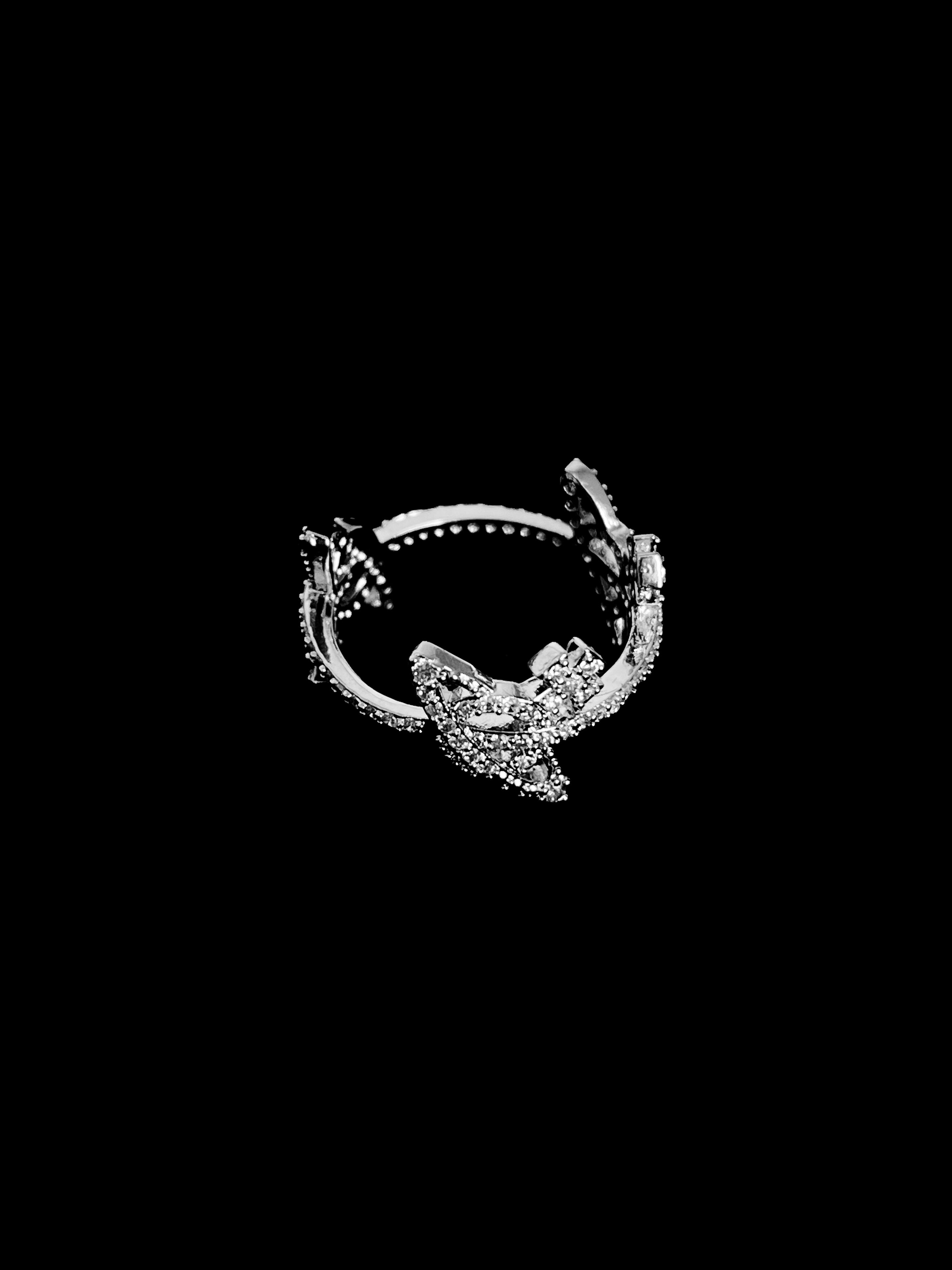 Lunar Halo Ring Vivienne