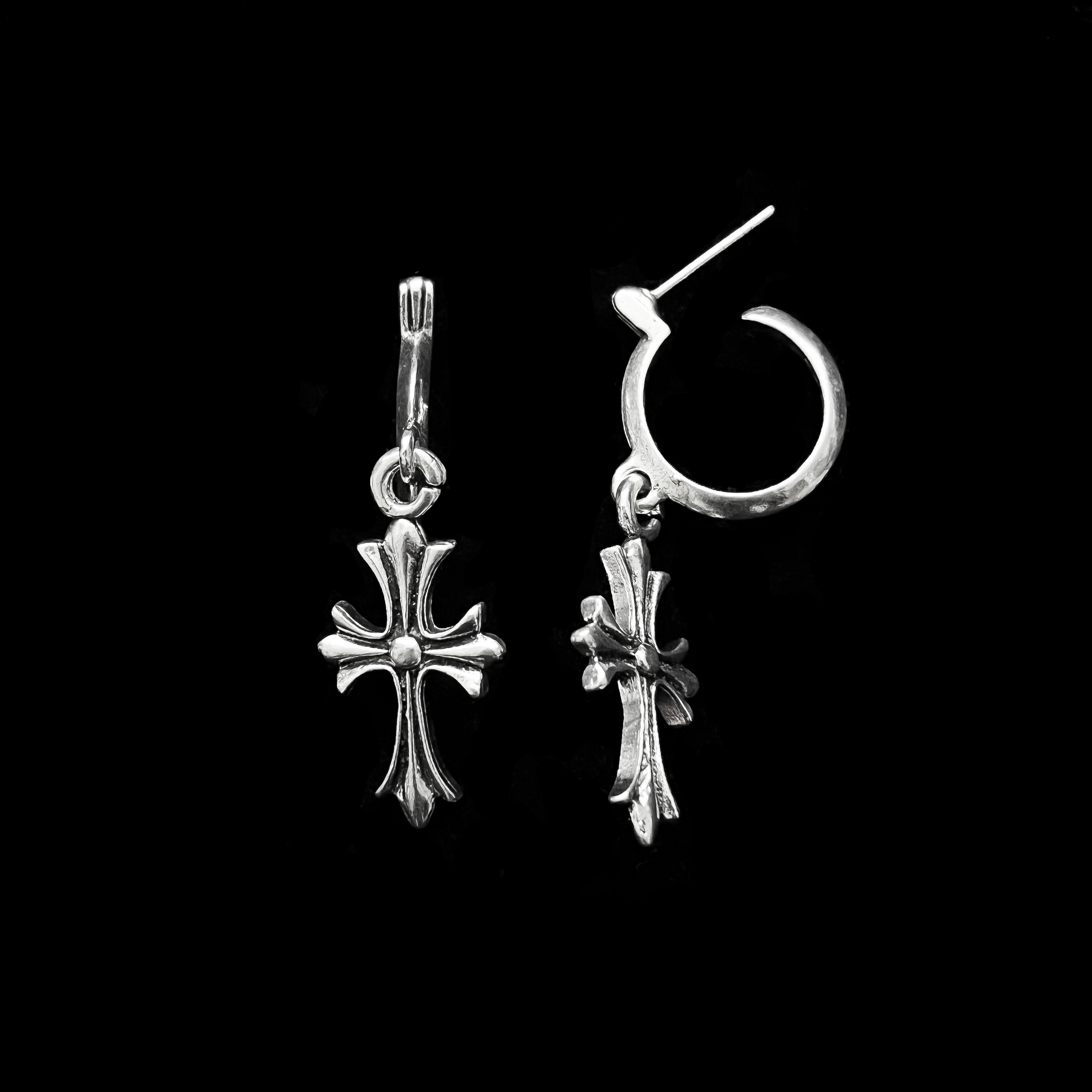 Aros Chrome Hearts