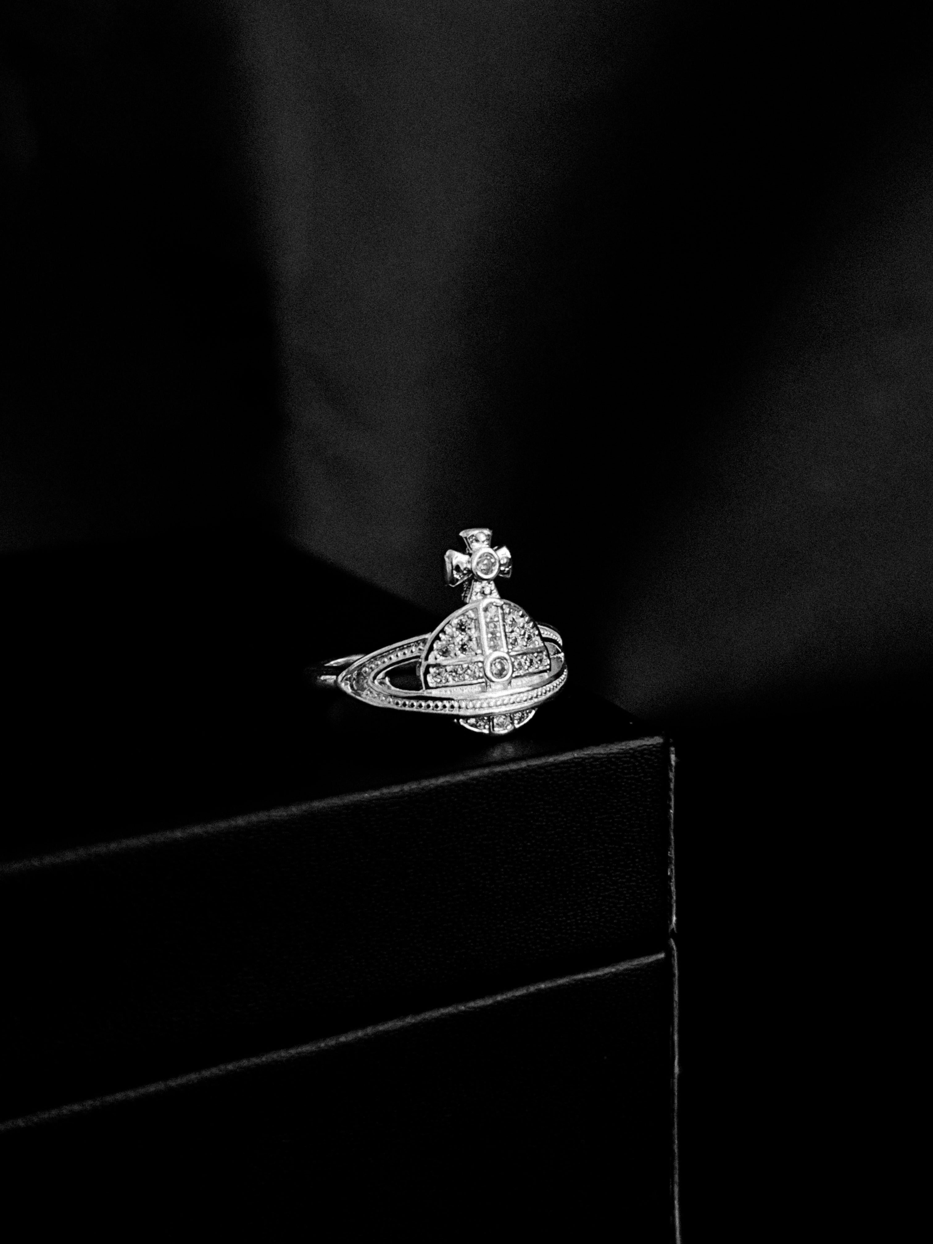 Stellar Halo Orb Ring