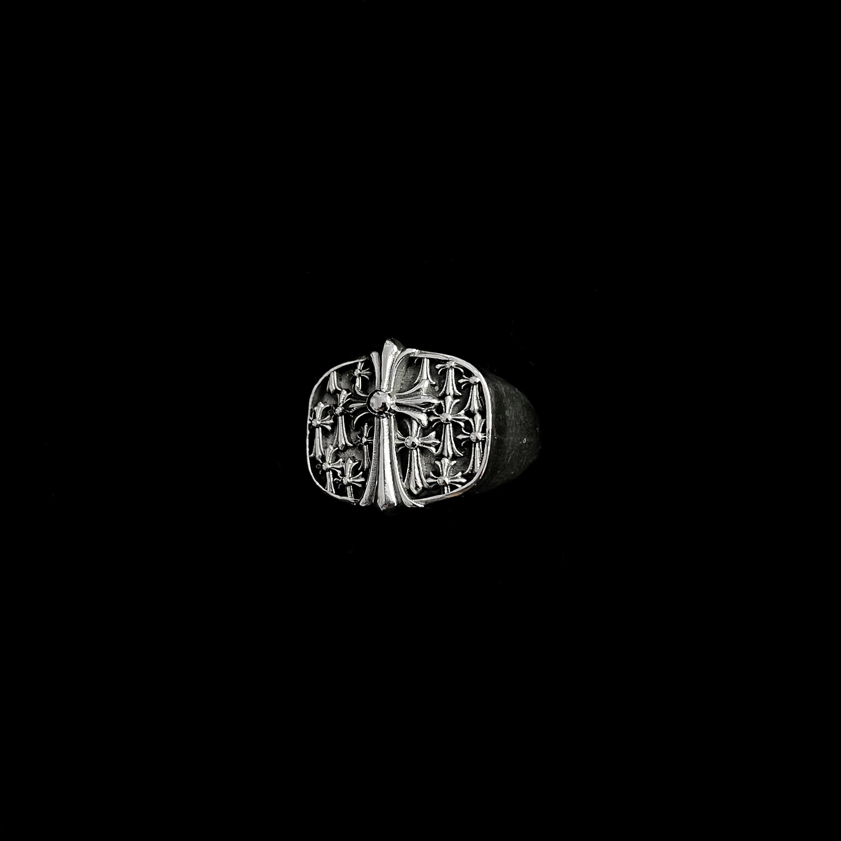 Anillo Chrome Hearts