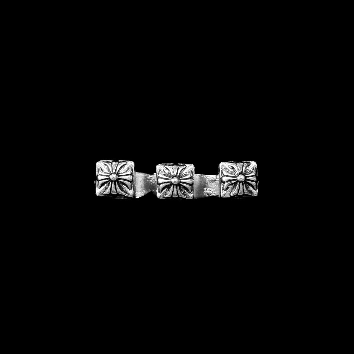 Triple Cross Double Ring