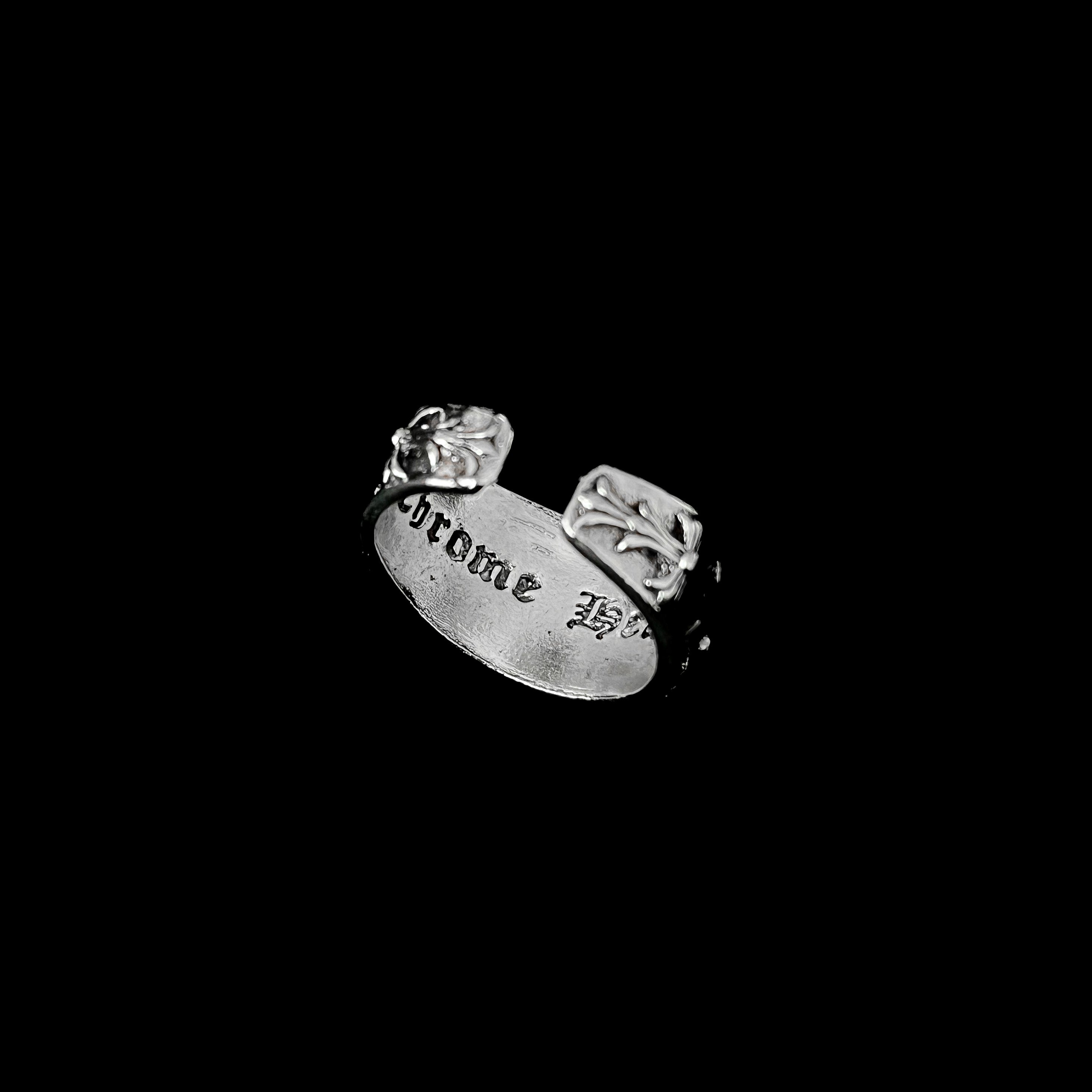 Anillo Chrome Hearts