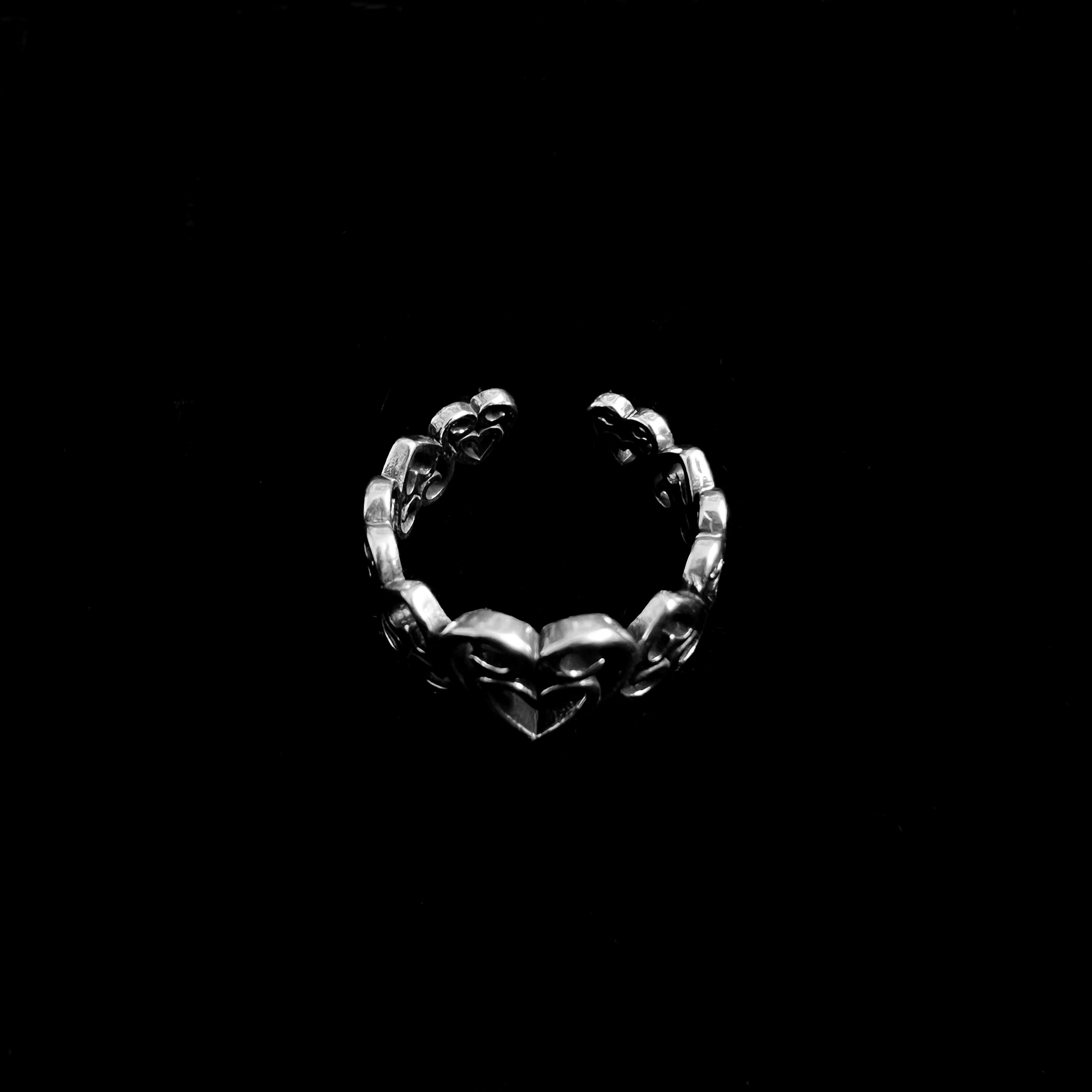 Gothic Heart Ring