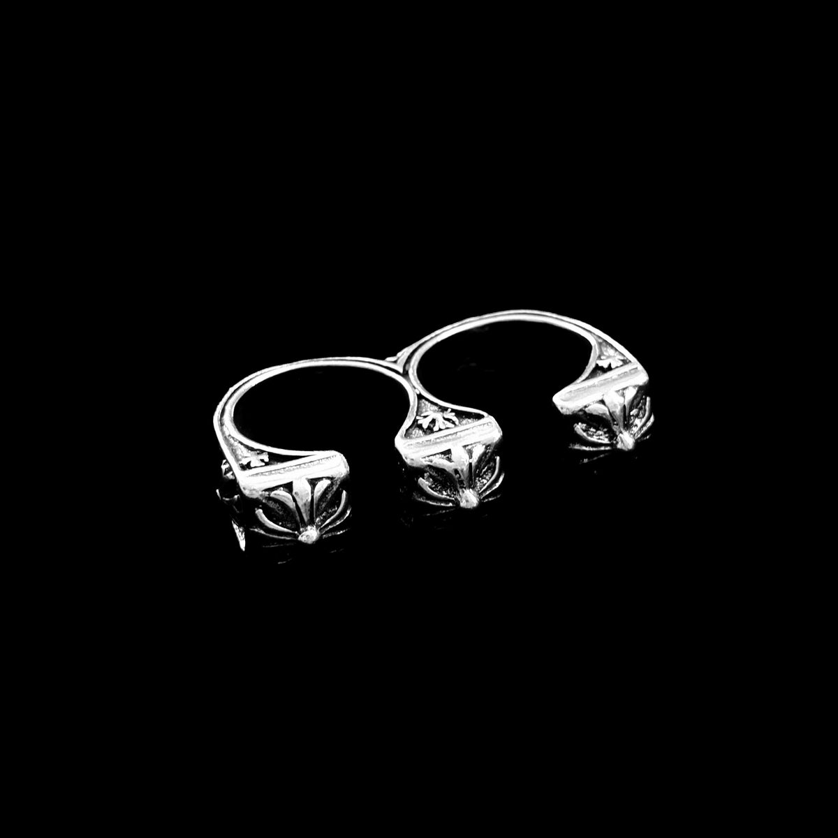 Triple Cross Double Ring