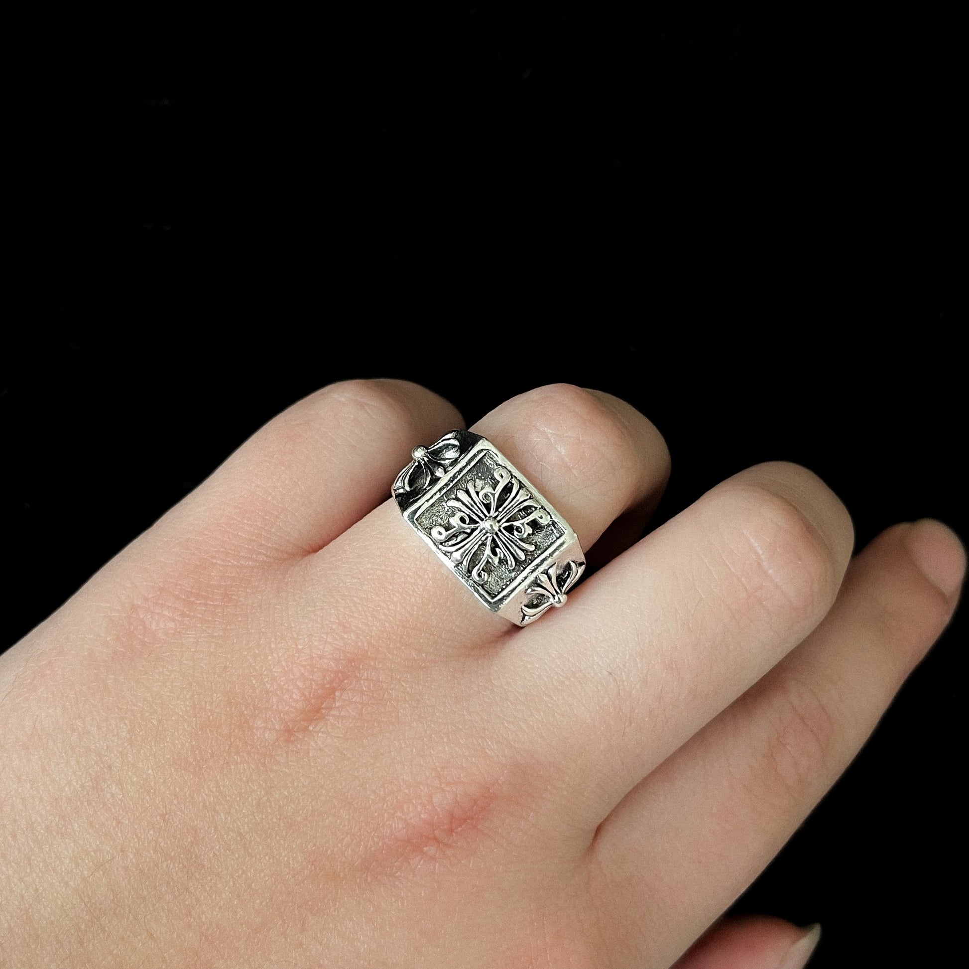 Anillo Chrome Hearts