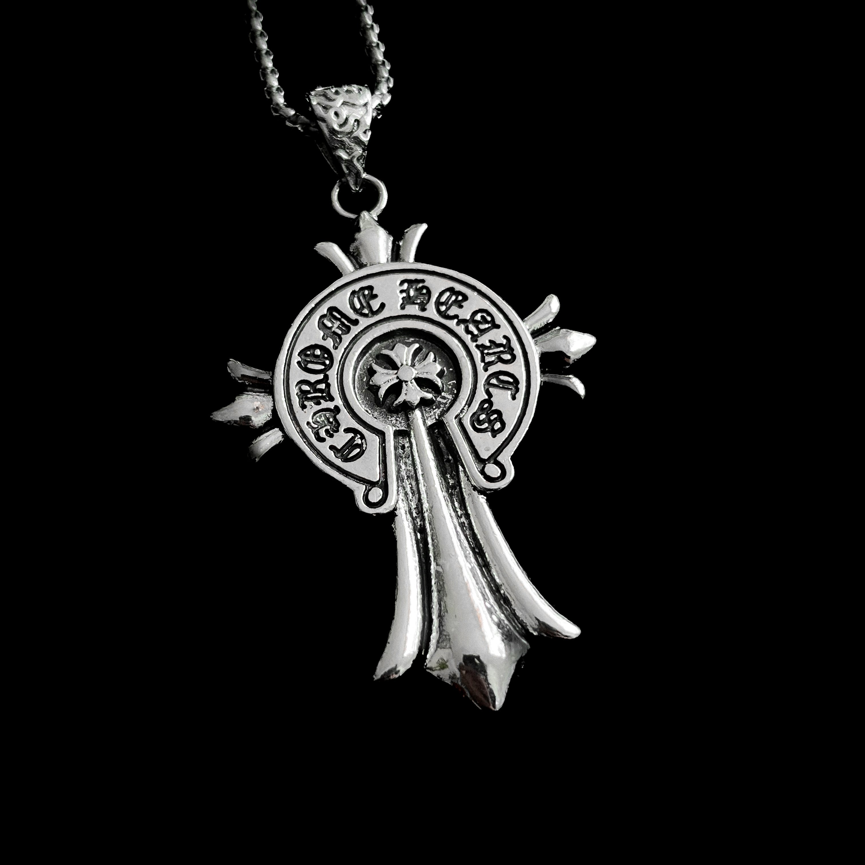Collar Chrome Hearts