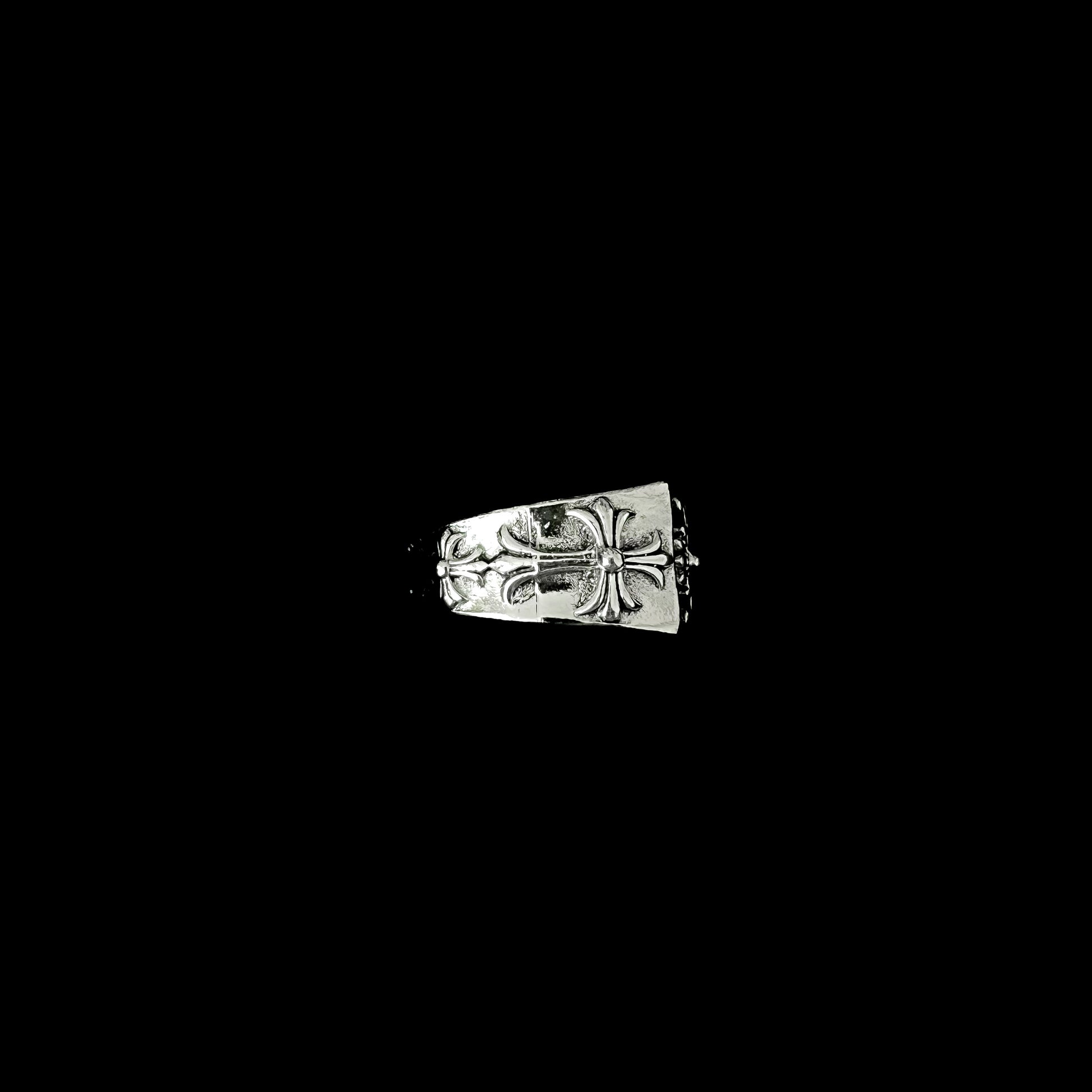 Anillo Chrome Hearts