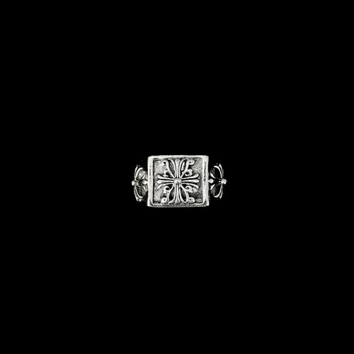 Anillo Chrome Hearts