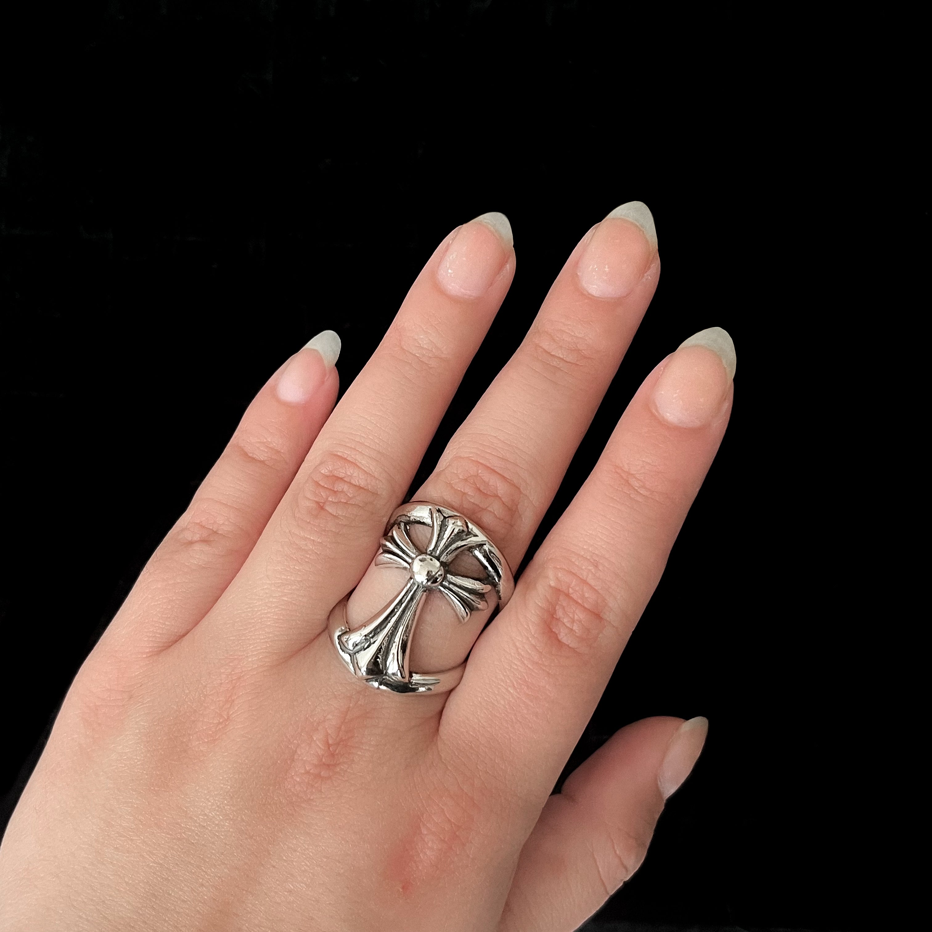 Anillo CH Cruz