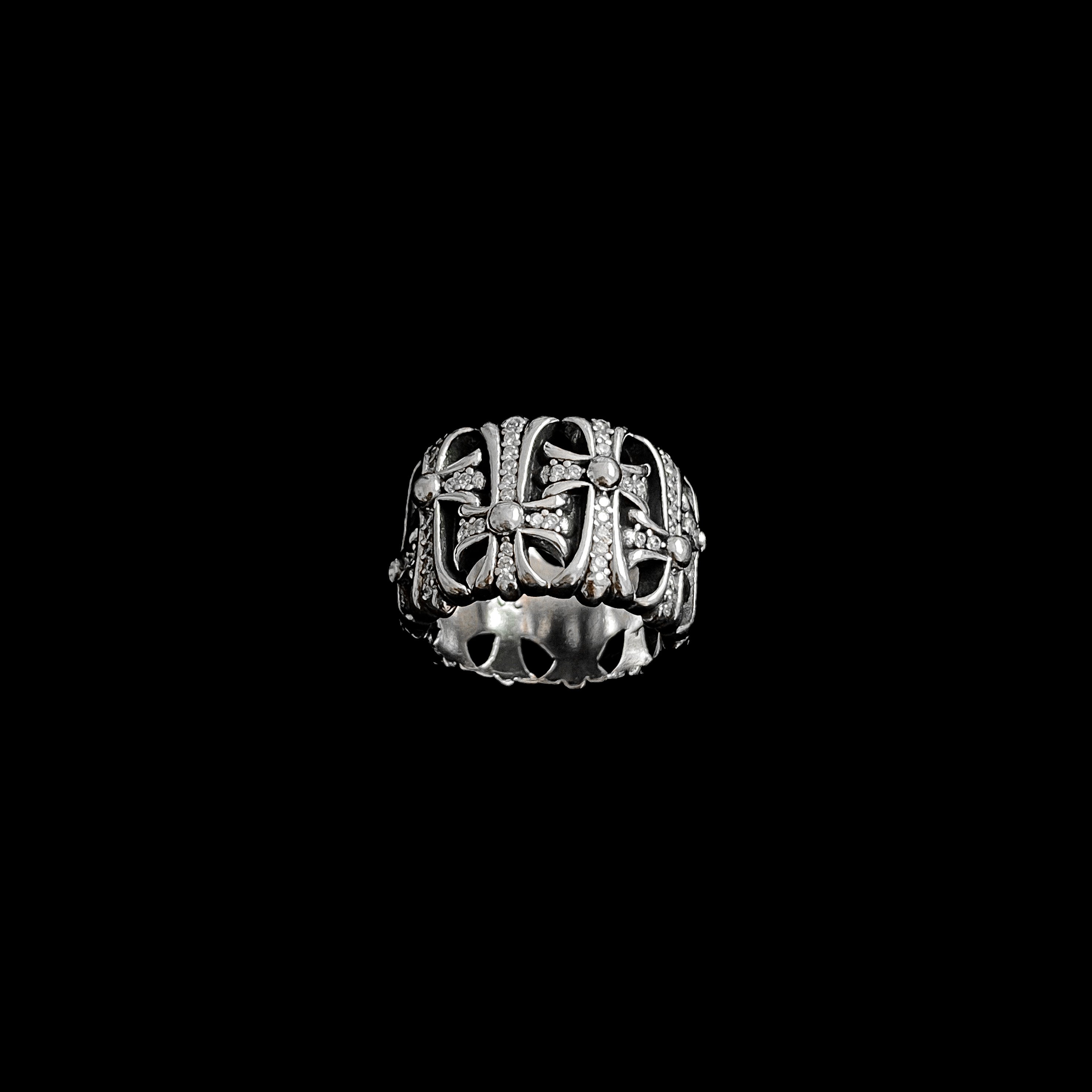 Anillo Chrome Hearts Brillos