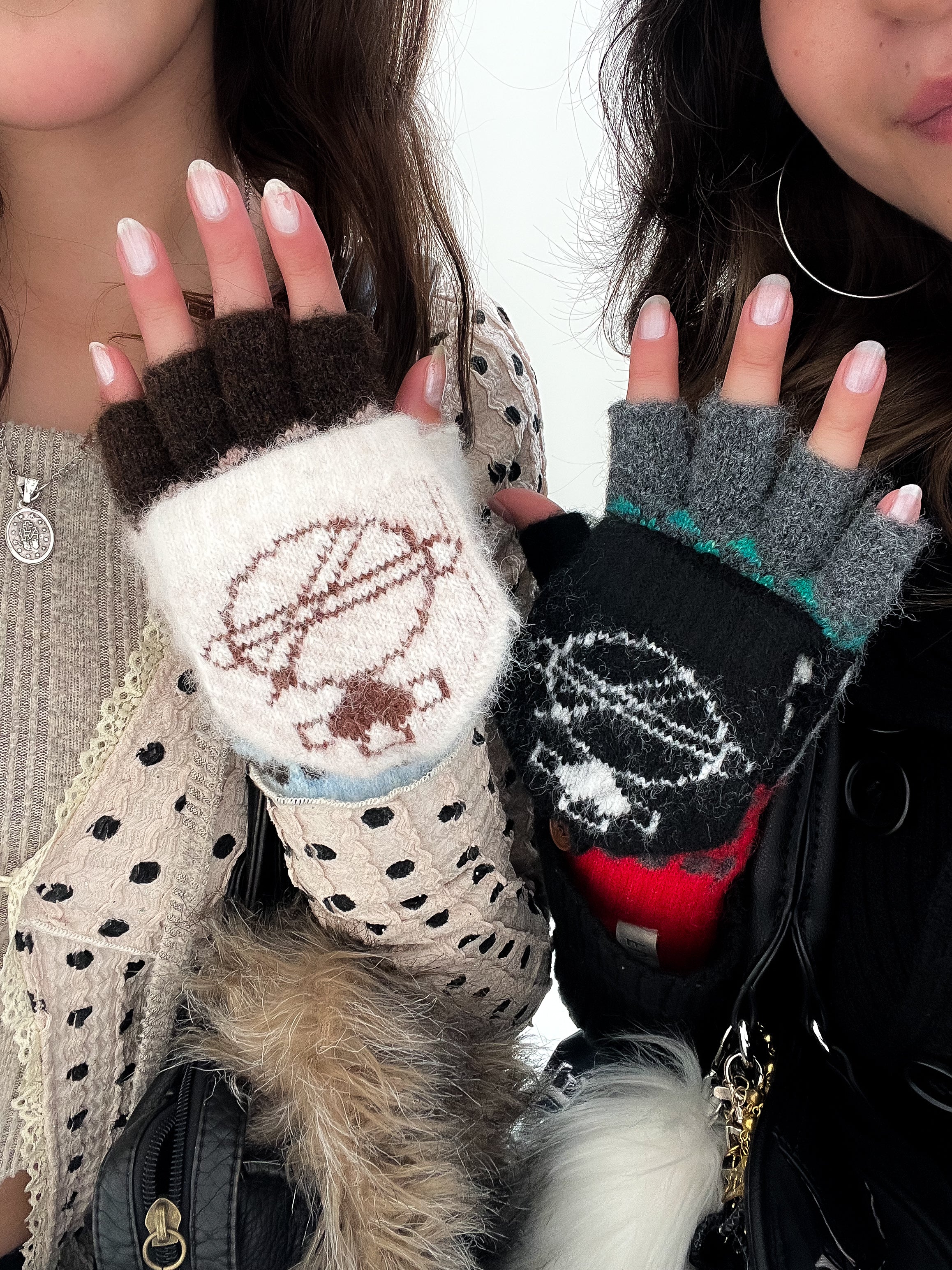 Orb Knit Fingerless Gloves