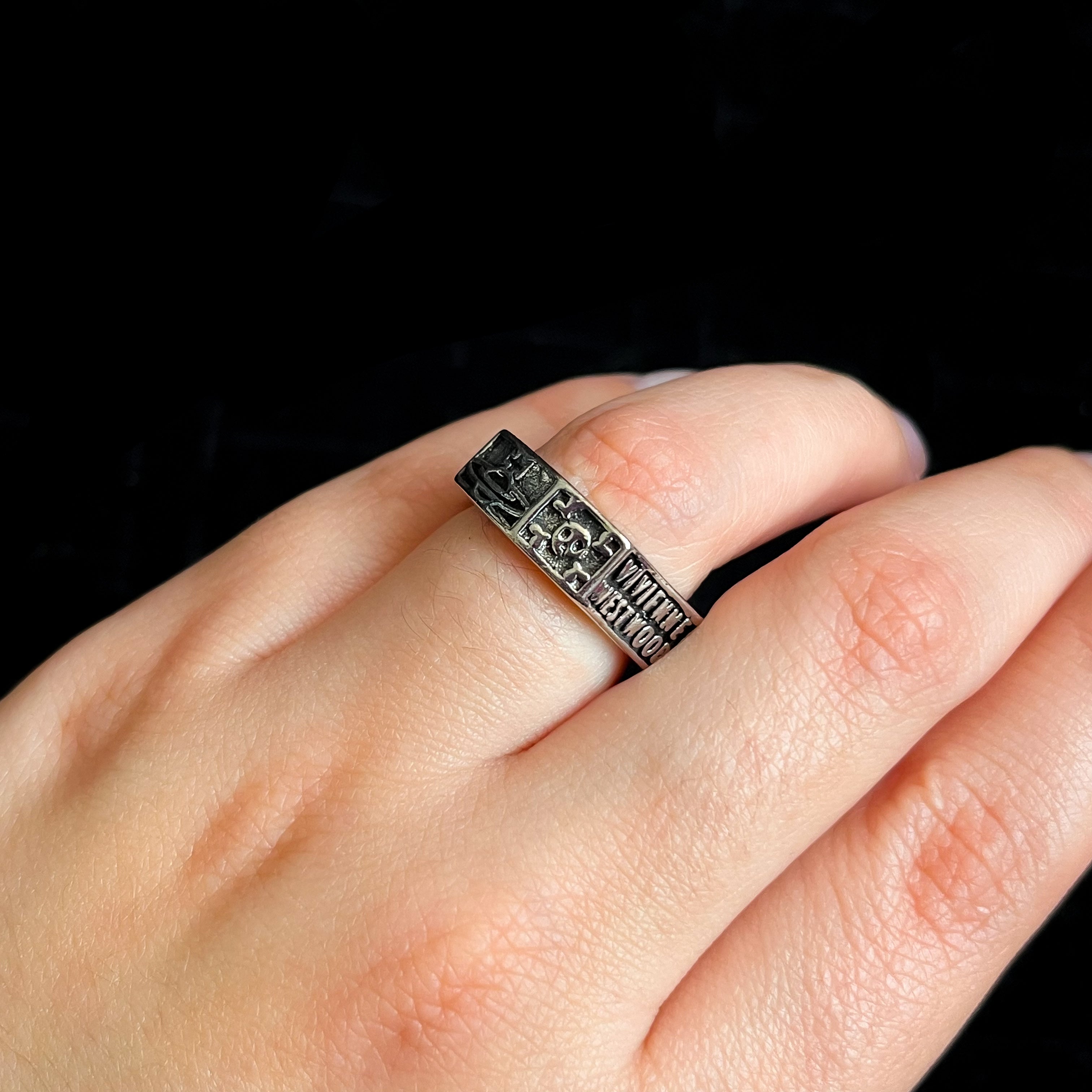 Archive Ring Vivienne
