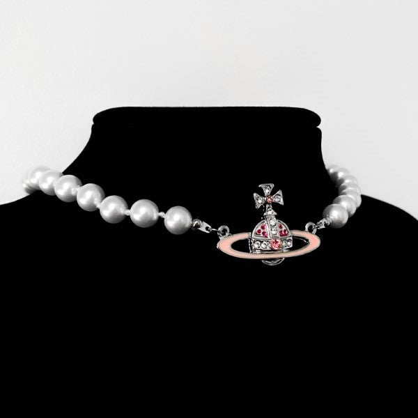 Collar VW rosado con perlas